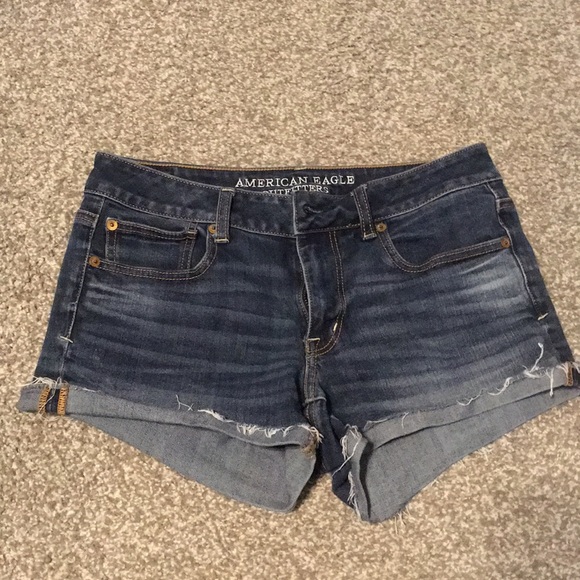American Eagle Outfitters Pants - American Eagle jean shorts size 6